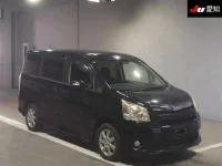 Цена авто Toyota Noah с аукционов Японии, номер кузова ZRR75W, пробег 173 000, оценка 2