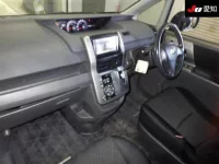 Цена авто Toyota Noah с аукционов Японии, номер кузова ZRR75W, пробег 173 000, оценка 2