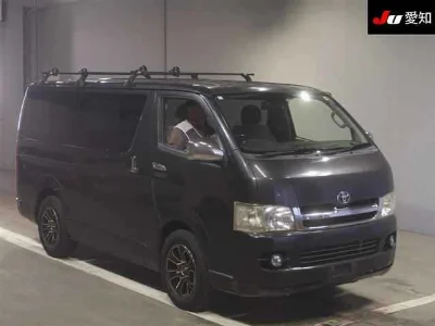 TOYOTA REGIUS VAN