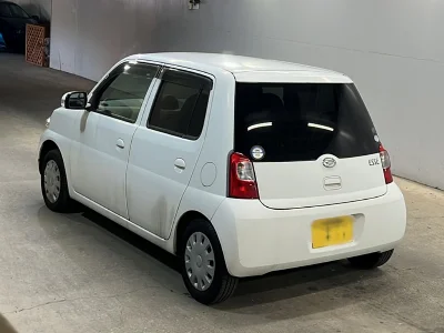 DAIHATSU ESSE
