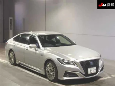 TOYOTA CROWN