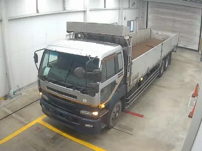 NISSAN UD