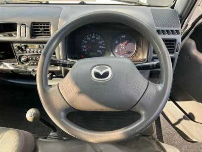 MAZDA BONGO VAN