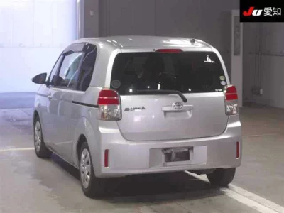 TOYOTA SPADE