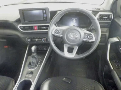 DAIHATSU ROCKY