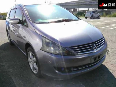 MITSUBISHI GRANDIS