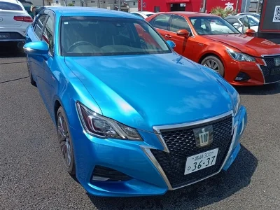 TOYOTA CROWN