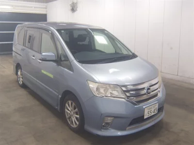 NISSAN SERENA