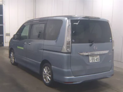NISSAN SERENA
