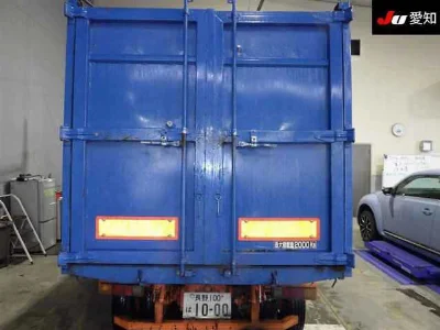 MITSUBISHI CANTER