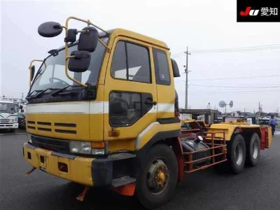 NISSAN UD