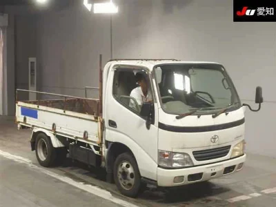 TOYOTA DYNA