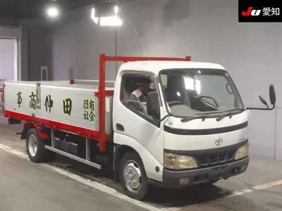 TOYOTA DYNA