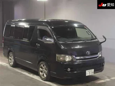 TOYOTA HIACE