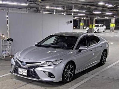 TOYOTA CAMRY