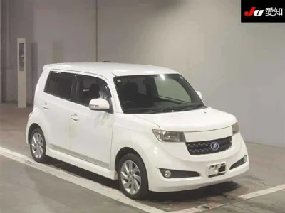 TOYOTA BB