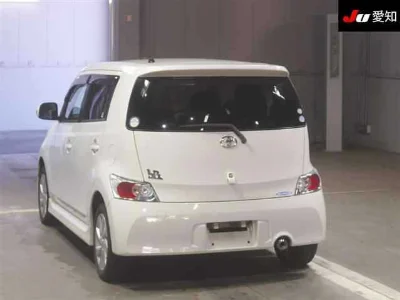TOYOTA BB