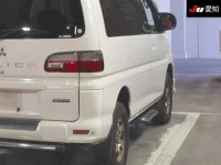 Цена авто Mitsubishi Delica с аукционов Японии, номер кузова PD6W, пробег 321 000, оценка 2