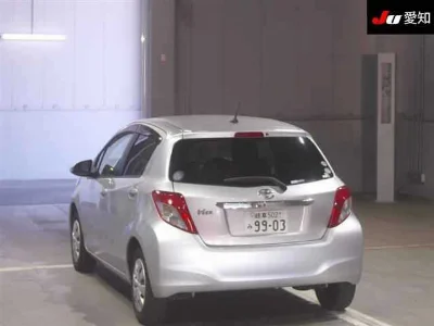 TOYOTA VITZ