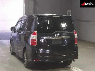 Статистика аукционов Toyota Noah