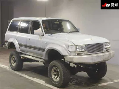 TOYOTA LAND CRUISER