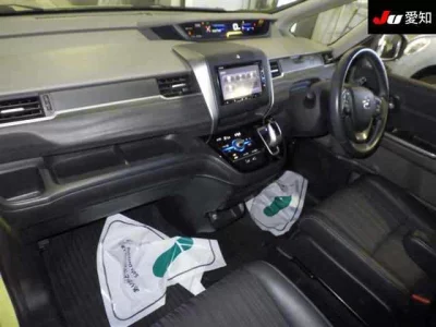 Статистика аукционов Honda Freed
