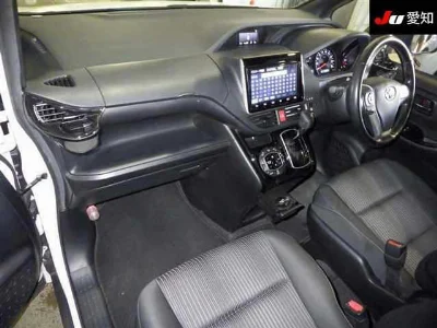 Статистика аукционов Toyota Noah