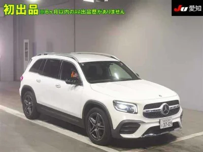 MERCEDES BENZ GLB
