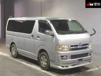 TOYOTA HIACE VAN