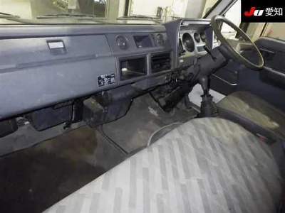 TOYOTA DYNA