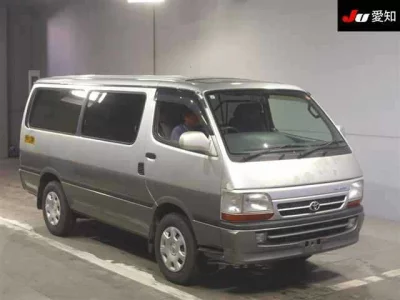 TOYOTA HIACE VAN
