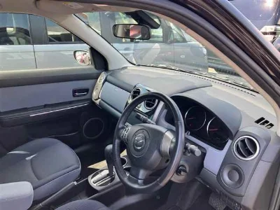 MAZDA VERISA