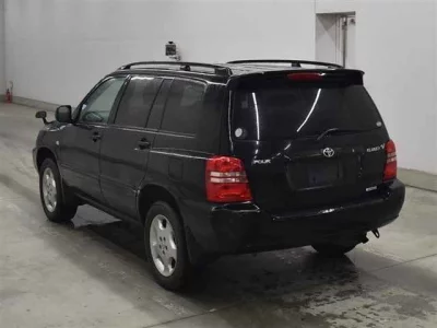 TOYOTA KLUGER 2