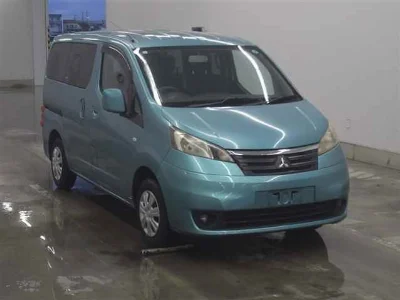 MITSUBISHI DELICA D3