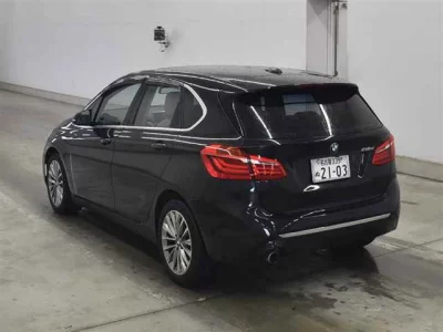 BMW 2 SERIES