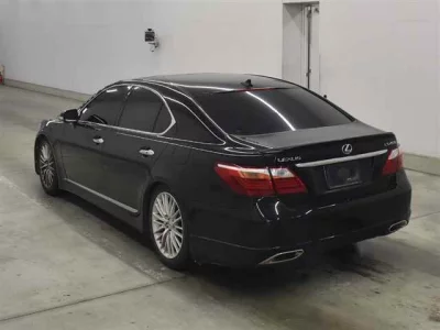 LEXUS LS