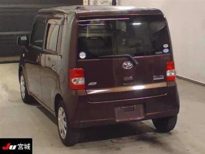 DAIHATSU MOVE CONTE