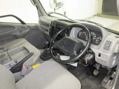 TOYOTA DYNA