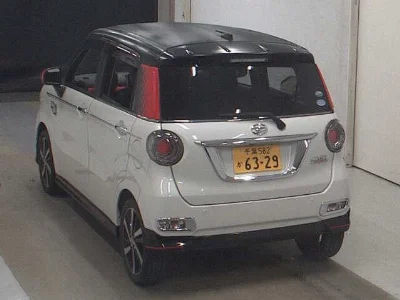 DAIHATSU CAST