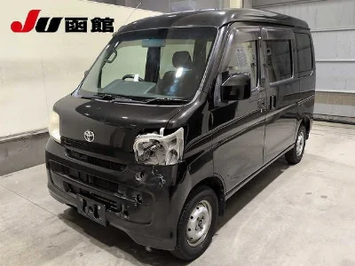TOYOTA PIXIS VAN