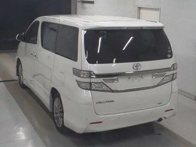 TOYOTA VELLFIRE