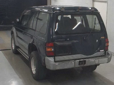 MITSUBISHI PAJERO