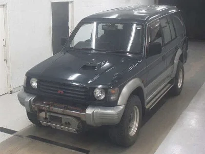 MITSUBISHI PAJERO