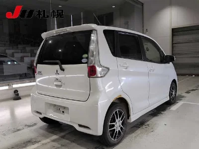 MITSUBISHI EK CUSTOM