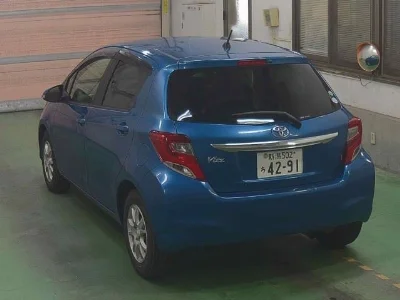 TOYOTA VITZ