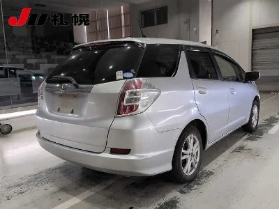 HONDA FIT SHUTTLE