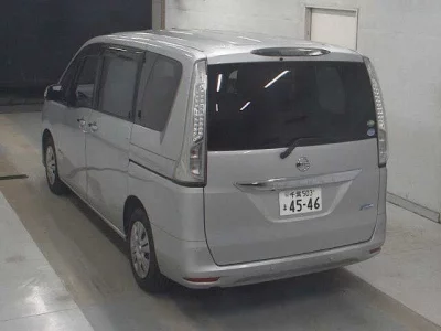 NISSAN SERENA