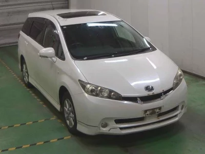 TOYOTA WISH