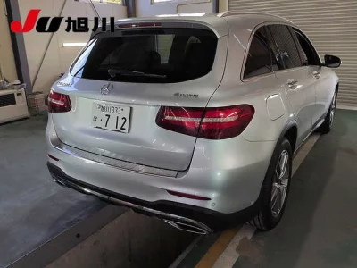 MERCEDES BENZ GLC