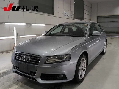 AUDI A4 AVANTE